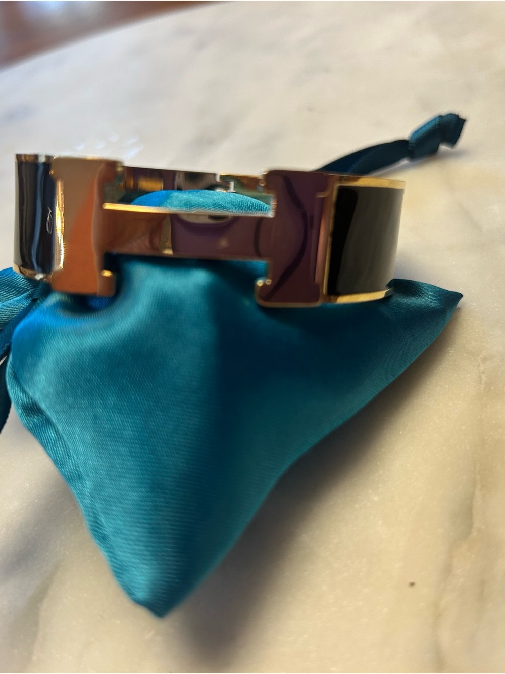 Gold Tone Black Enamel H-Style Hinged Bangle Bracelet - Picture 5 of 6